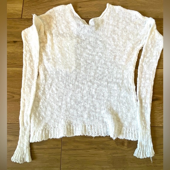 Whit sweater from Hollister in a size xs/s - Picture 2 of 2